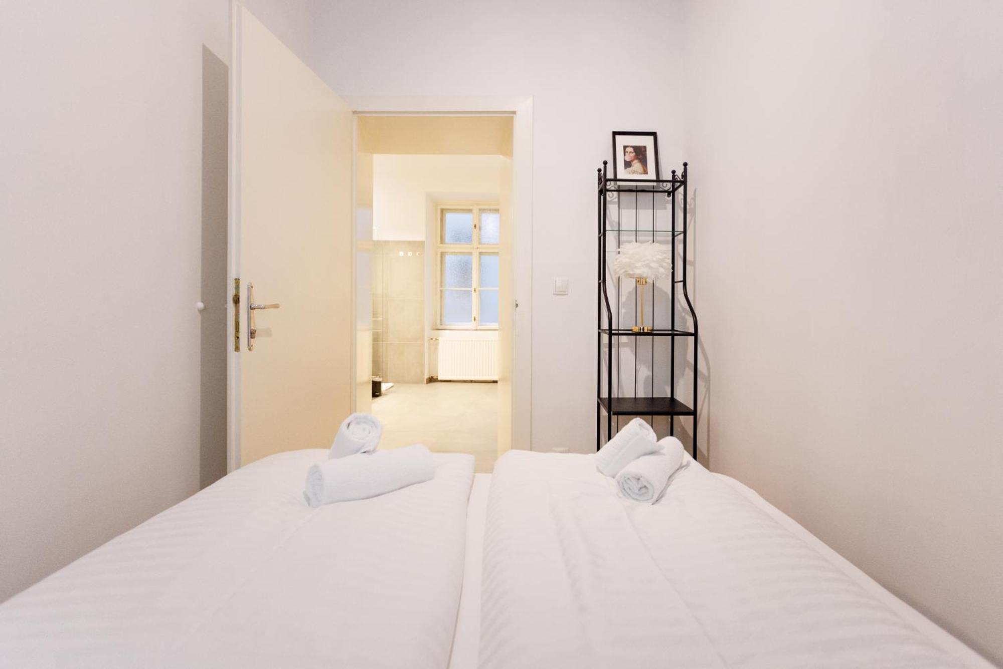 Luxury * Vienne