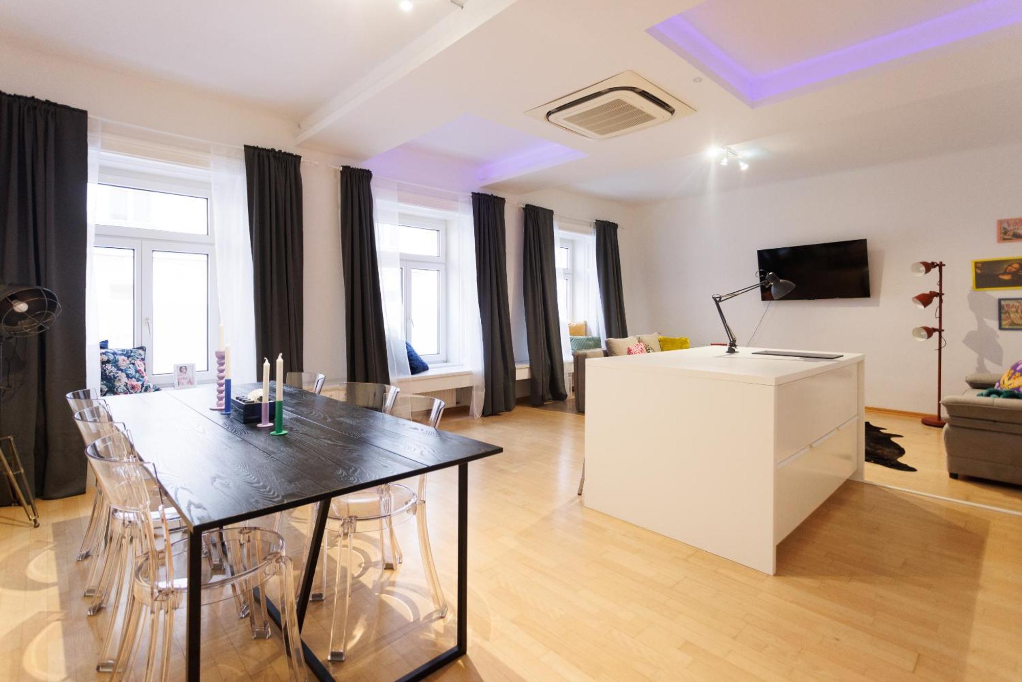 Luxury * Vienne